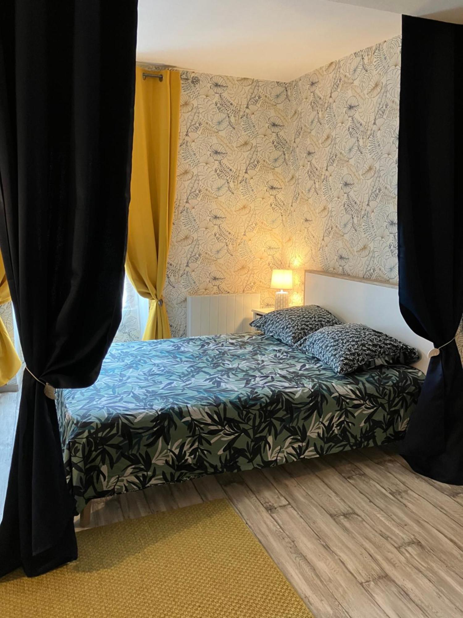 Charmante Maison En Pierres Precy-le-Sec Ngoại thất bức ảnh